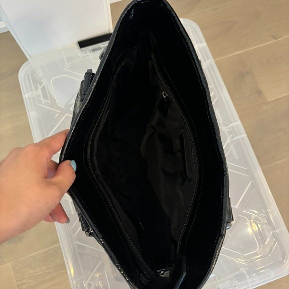 Burberry Black Check Nylon Medium Lowry Tote - Picture 4 of 9